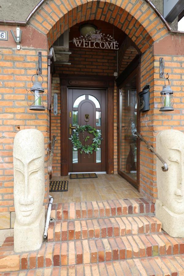 Apartamento Maly Domek Kołobrzeg Exterior foto